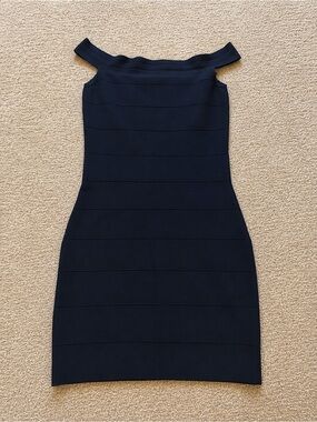 Elizabeth and James Black One-Shoulder Bodycon Dresses